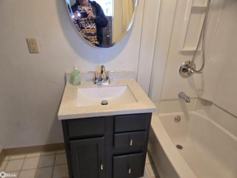 221 14th Street NW Mason City IA 50401