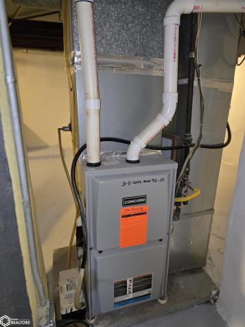 221 14th Street NW Mason City IA 50401