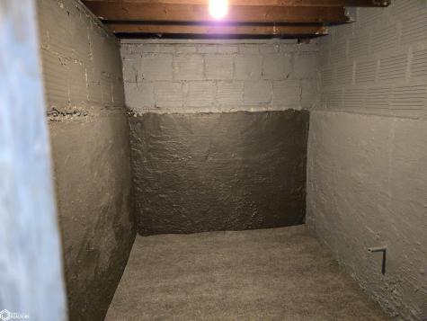 221 14th Street NW Mason City IA 50401