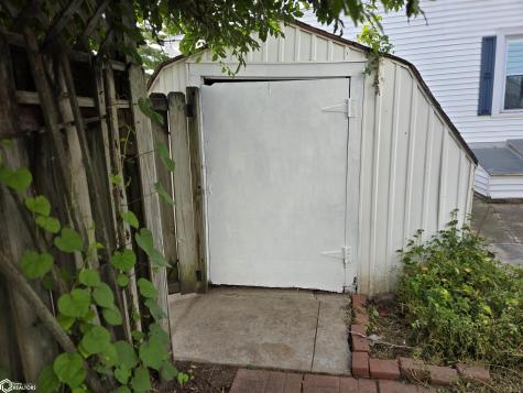 221 14th Street NW Mason City IA 50401