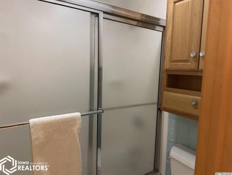 810 6th Avenue N Northwood IA 50459