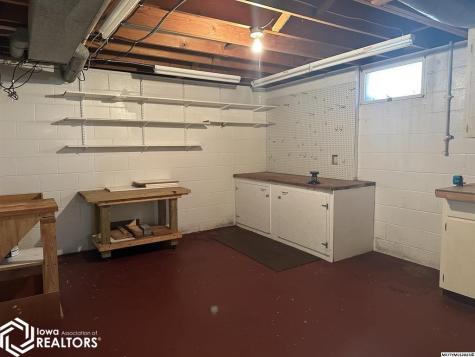 810 6th Avenue N Northwood IA 50459