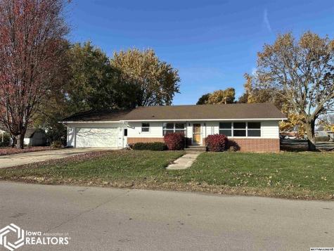 810 6th Avenue N Northwood IA 50459