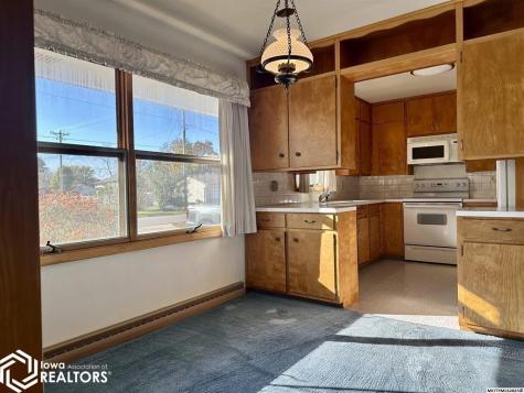 810 6th Avenue N Northwood IA 50459