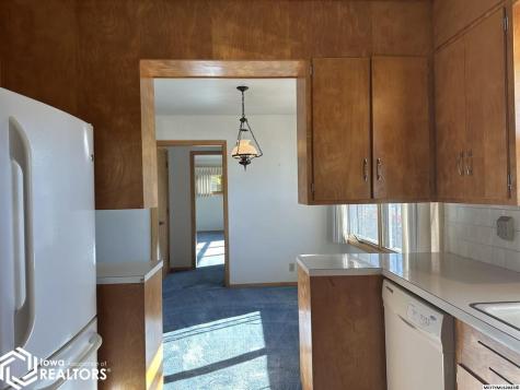 810 6th Avenue N Northwood IA 50459