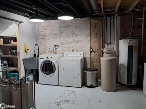 120 W College Street Algona IA 50511