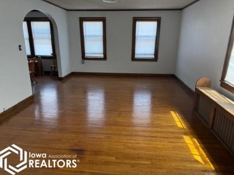220 W State Street Algona IA 50511