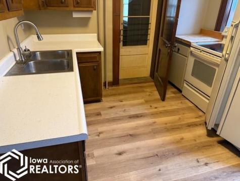 220 W State Street Algona IA 50511