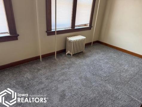220 W State Street Algona IA 50511