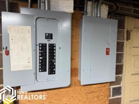 220 W State Street Algona IA 50511