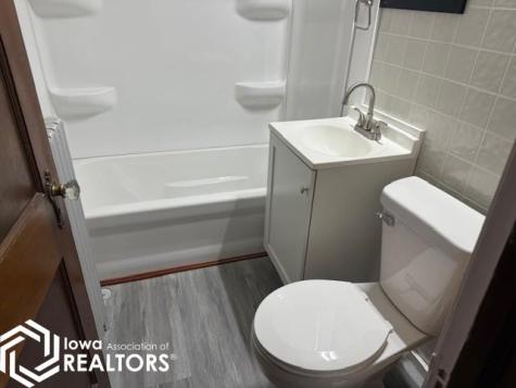 220 W State Street Algona IA 50511