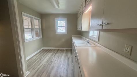 118 25th Street SW Mason City IA 50401