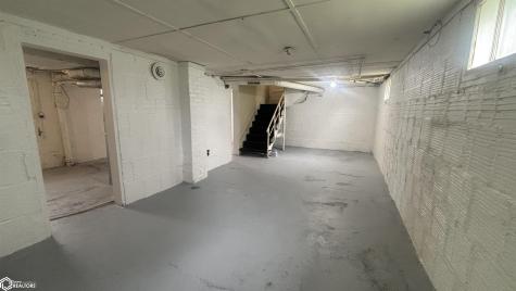 118 25th Street SW Mason City IA 50401