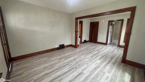 118 25th Street SW Mason City IA 50401