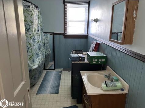 100 N 5th Street Northwood IA 50459