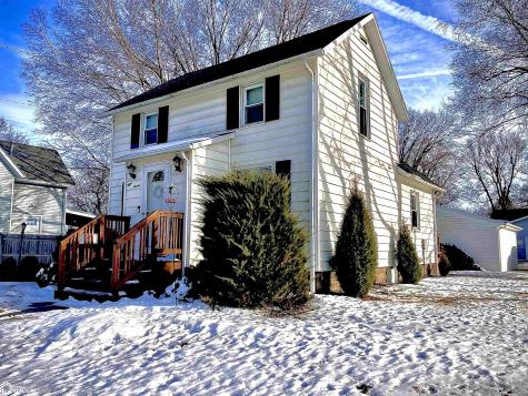 811 1st Avenue N Clear Lake IA 50428