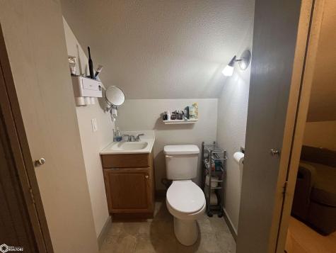 811 1st Avenue N Clear Lake IA 50428