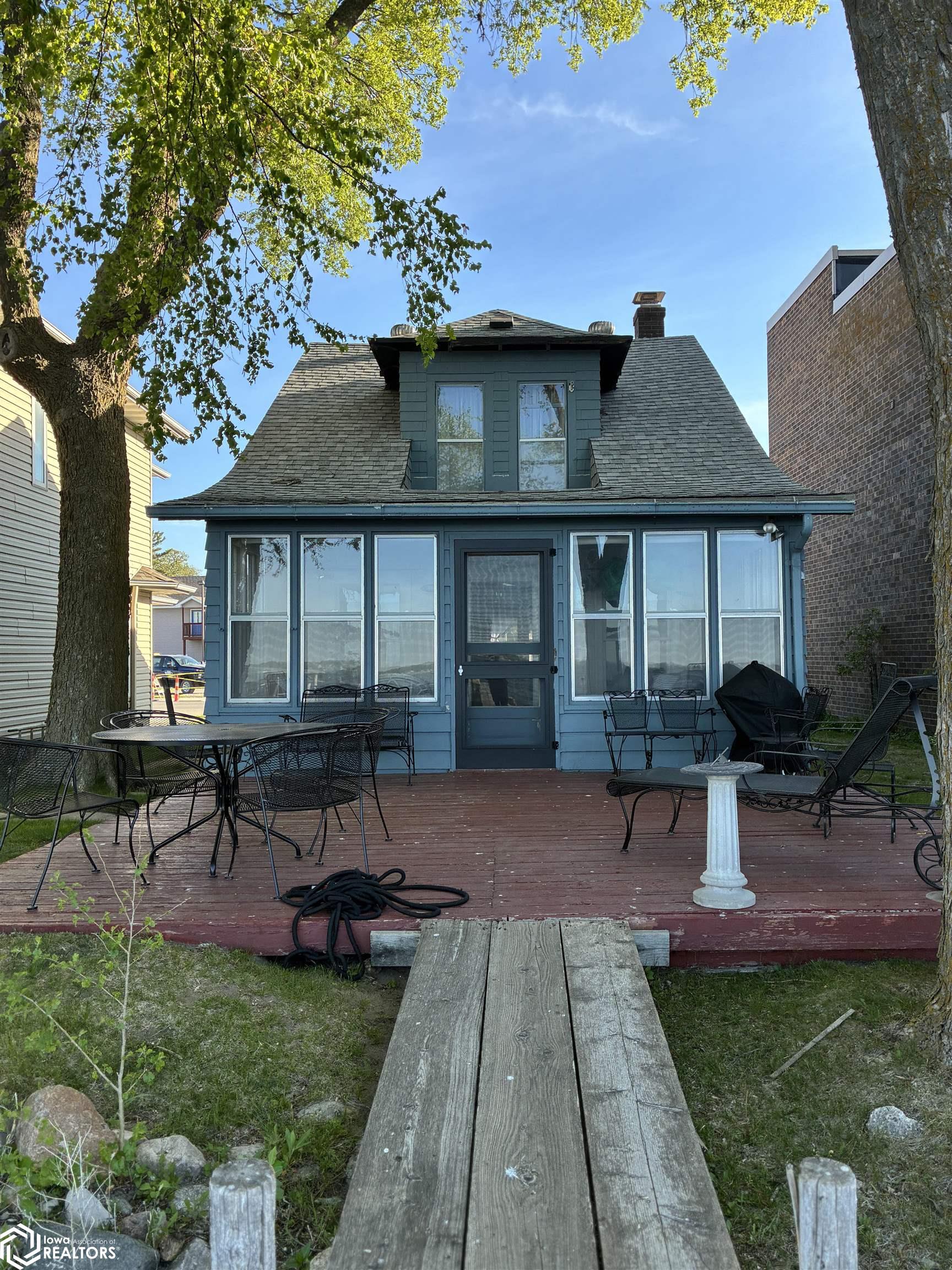 487 N Shore Drive Clear Lake IA 50428