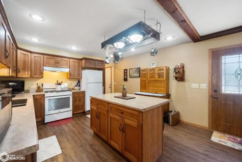 502 S 12th Street Clear Lake IA 50428