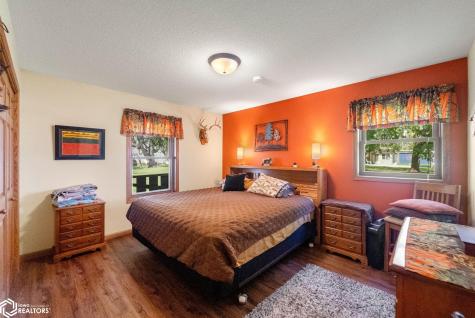 502 S 12th Street Clear Lake IA 50428