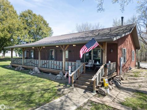 502 S 12th Street Clear Lake IA 50428