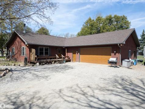 502 S 12th Street Clear Lake IA 50428