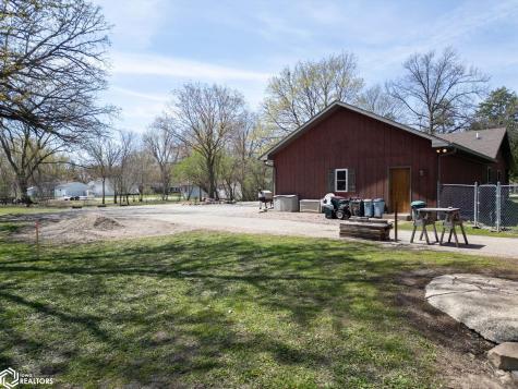 502 S 12th Street Clear Lake IA 50428