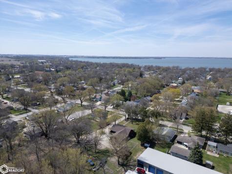 502 S 12th Street Clear Lake IA 50428