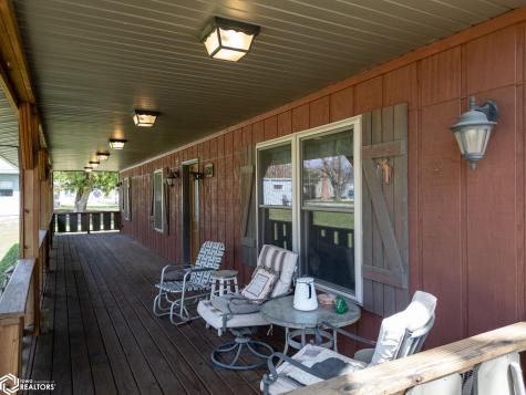 502 S 12th Street Clear Lake IA 50428