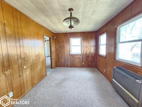 2388 Raven Avenue Sheffield IA 50475