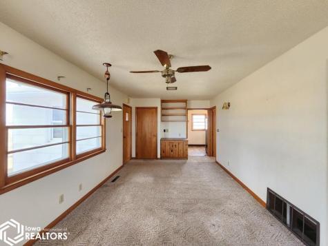 2388 Raven Avenue Sheffield IA 50475