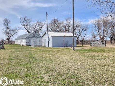 2388 Raven Avenue Sheffield IA 50475