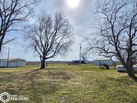 2388 Raven Avenue Sheffield IA 50475