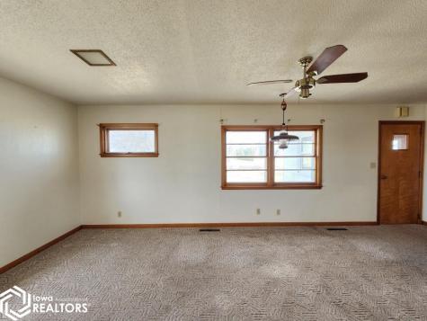 2388 Raven Avenue Sheffield IA 50475