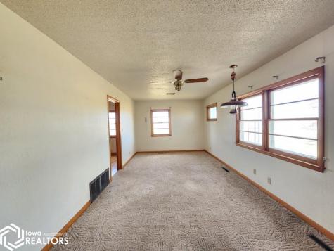 2388 Raven Avenue Sheffield IA 50475