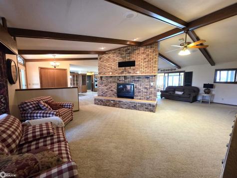 1866 Timber Avenue Charles City IA 50616