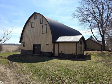 1866 Timber Avenue Charles City IA 50616
