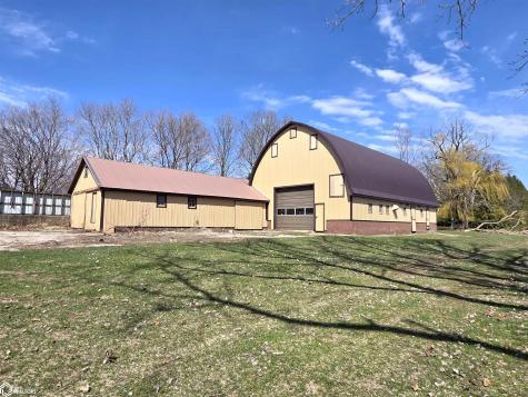 1866 Timber Avenue Charles City IA 50616
