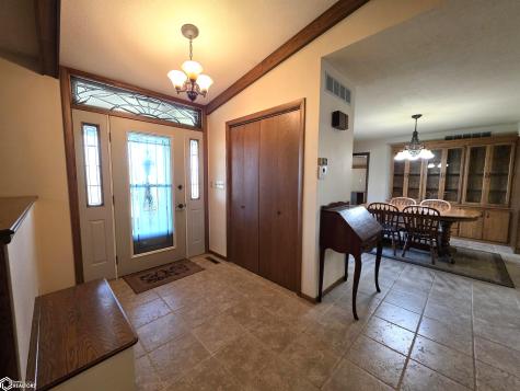 1866 Timber Avenue Charles City IA 50616