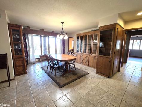 1866 Timber Avenue Charles City IA 50616