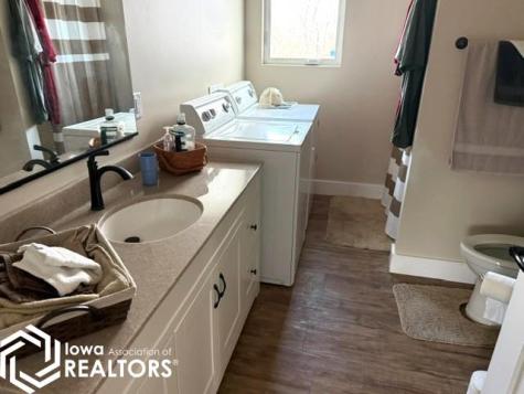 113 S Oaks Drive Algona IA 50511