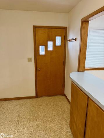 401 W Washington Street Dows IA 50071