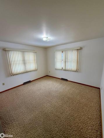 401 W Washington Street Dows IA 50071