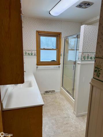 401 W Washington Street Dows IA 50071