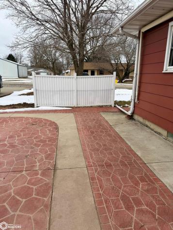 401 W Washington Street Dows IA 50071