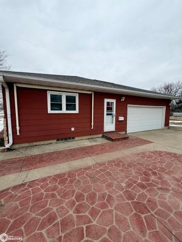 401 W Washington Street Dows IA 50071