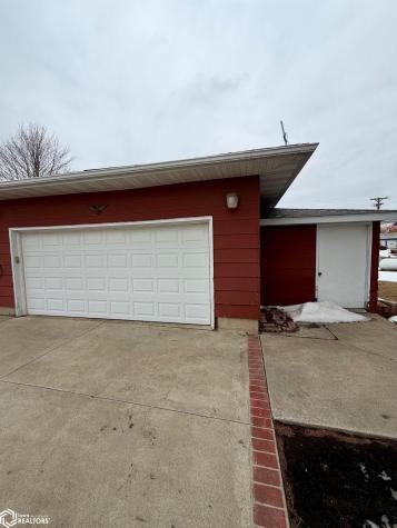 401 W Washington Street Dows IA 50071
