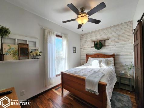 940 250th Street Sheffield IA 50475