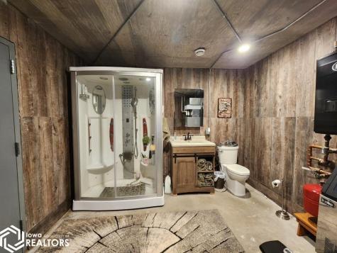 940 250th Street Sheffield IA 50475