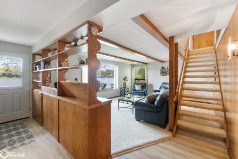 78 Lakeview Drive Mason City IA 50401